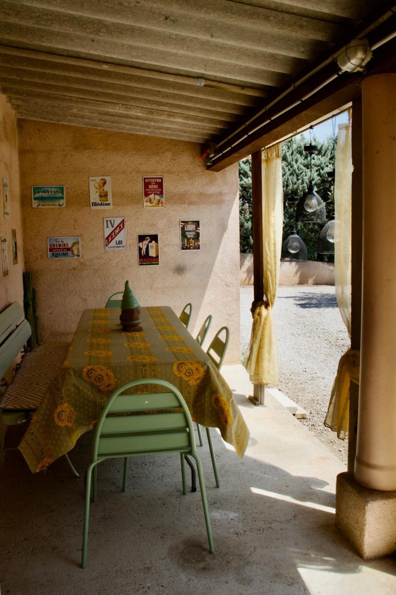 La Bastide Des Roses Bed & Breakfast Saint-Julien-d'Asse Eksteriør bilde