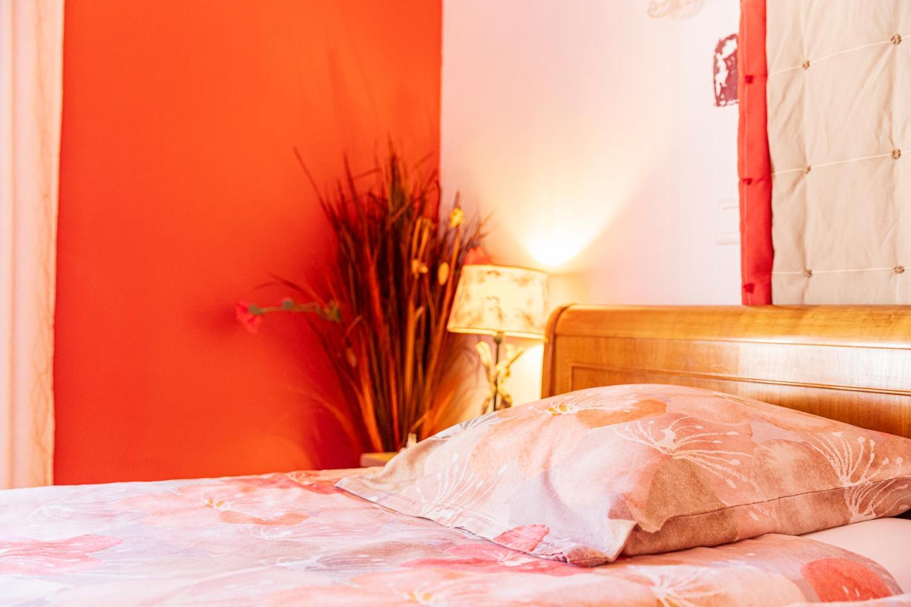 La Bastide Des Roses Bed & Breakfast Saint-Julien-d'Asse Eksteriør bilde